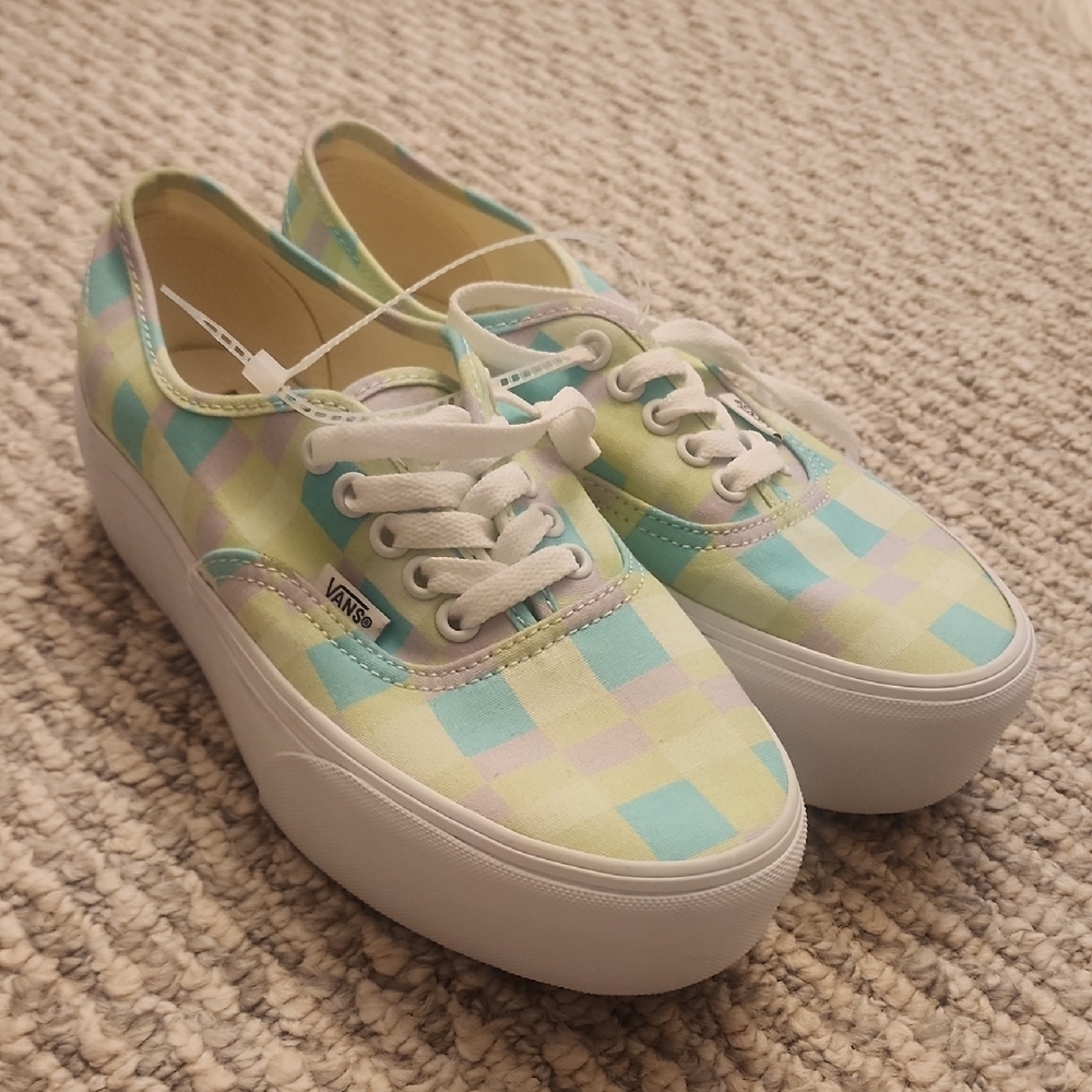 Vans Women's Pastel Checkered Picnic Plaid Platform Sneakers Size 8